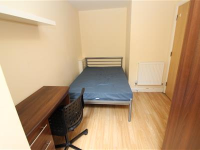 Picture 4